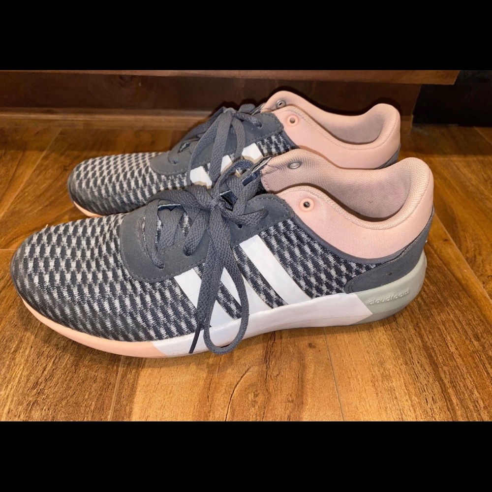 Adidas Cloud Foam Sneakers